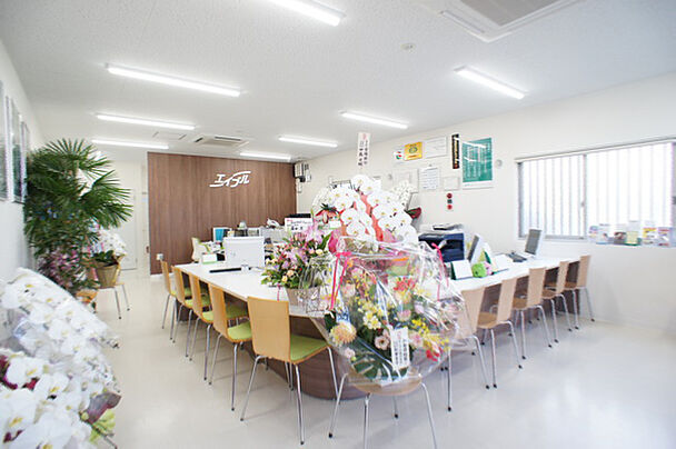 店舗内観