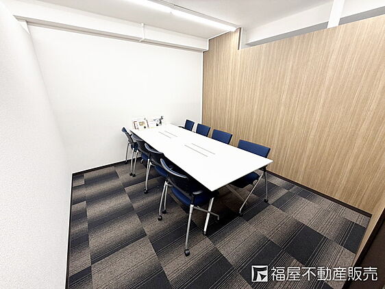 店舗内観