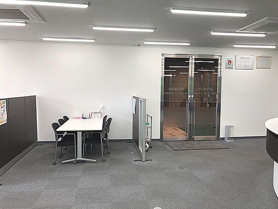 店舗内観