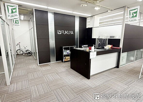 店舗内観