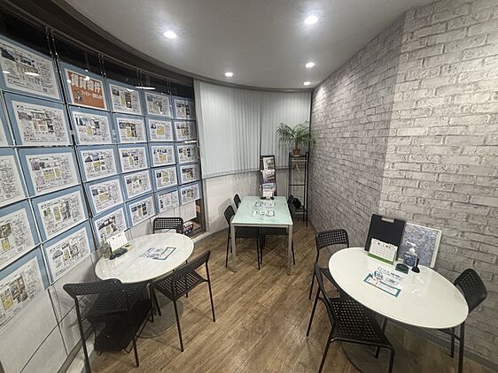 店舗内観