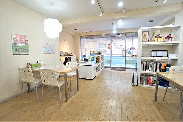 店舗内観