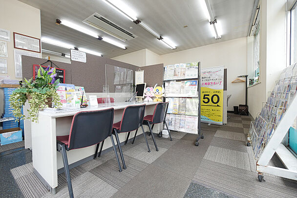 店舗内観