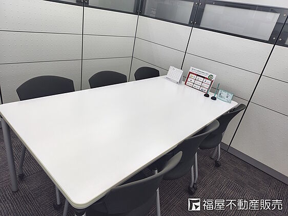 店舗内観