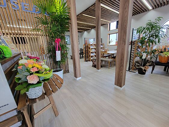 店舗内観