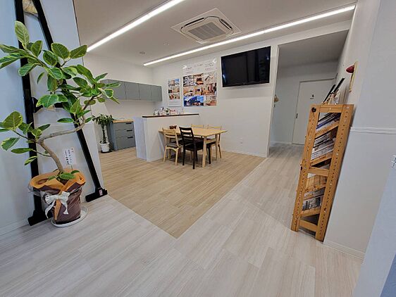 店舗内観