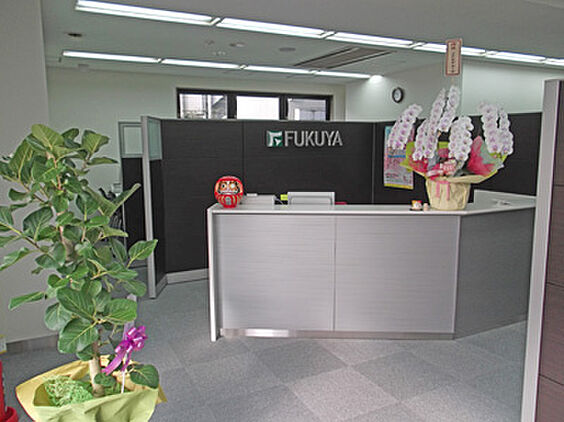 店舗内観