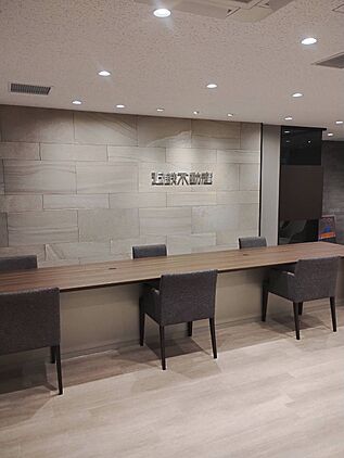 店舗内観