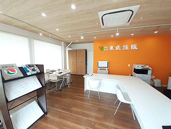 店舗内観