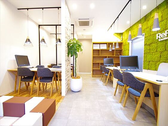 店舗内観