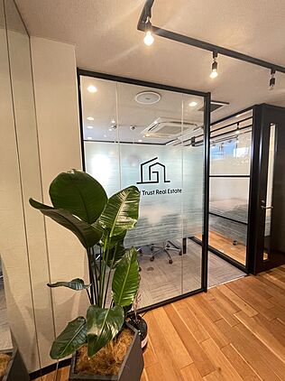 店舗内観