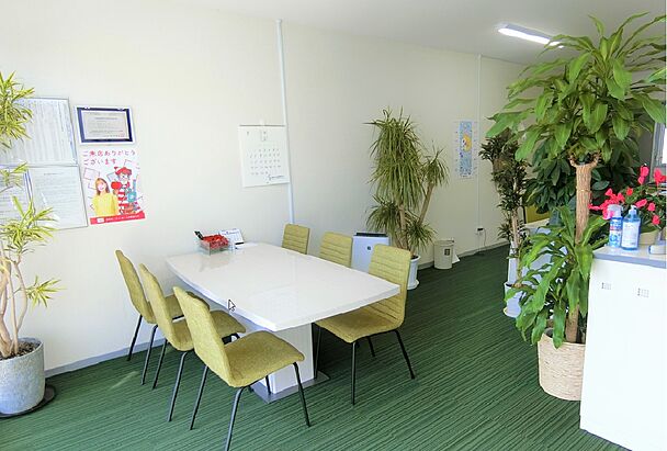 店舗内観