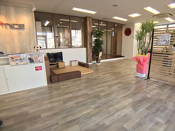 店舗内観