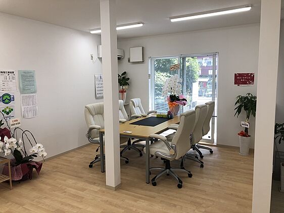 店舗内観