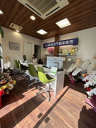 店舗内観