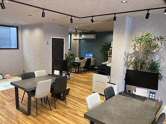 店舗内観