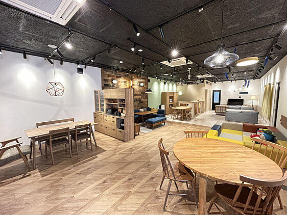 店舗内観