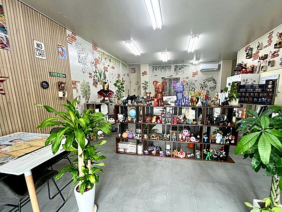店舗内観