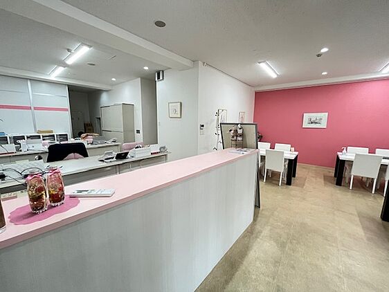 店舗内観