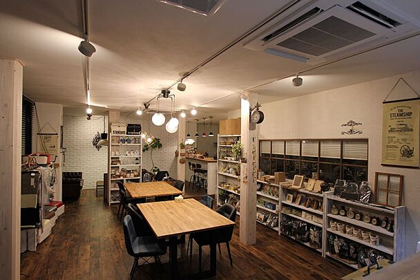 店舗内観