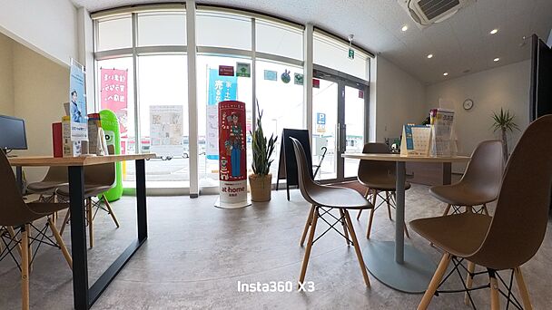 店舗内観