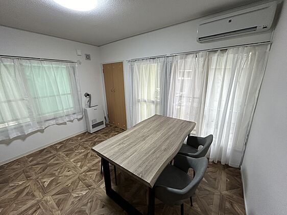 店舗内観