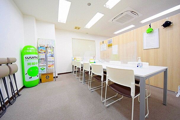 店舗内観
