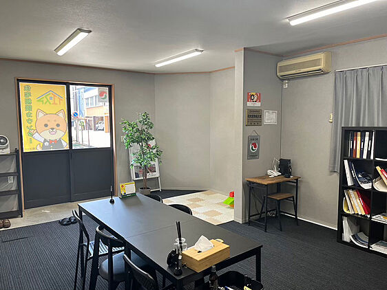 店舗内観