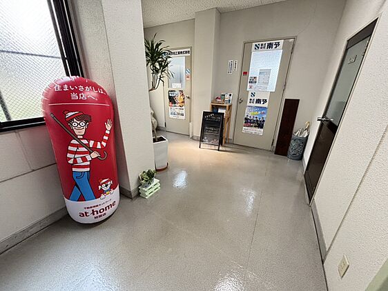 店舗内観