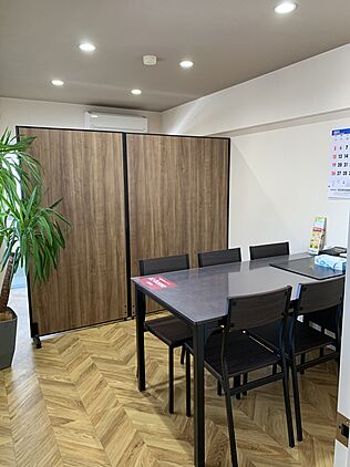 店舗内観