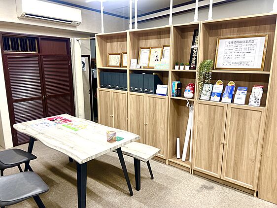 店舗内観