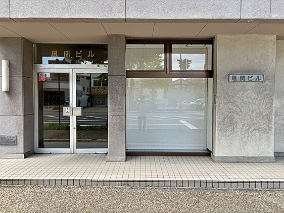 店舗外観
