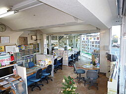 店舗内観