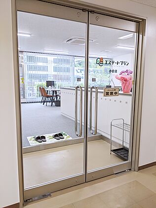 店舗内観